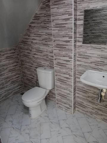 ให้เช่าอาคารพาณิชย์ 4ชั้น 2คูหา เนื้อที่ 24 ตารางวา 3 ห้องน้ำ  ถนนลำลูกกา คลอง5 ปทุมธานี