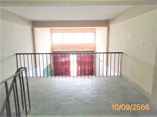 ขายอาคารพาณิชย์ใกล้ เทสโก้ โลตัสเอ็กซ์เพรส ตลาดสำเภาทอง อ.เมือง จ.สุราษฎร์ธานี PKK04-05820