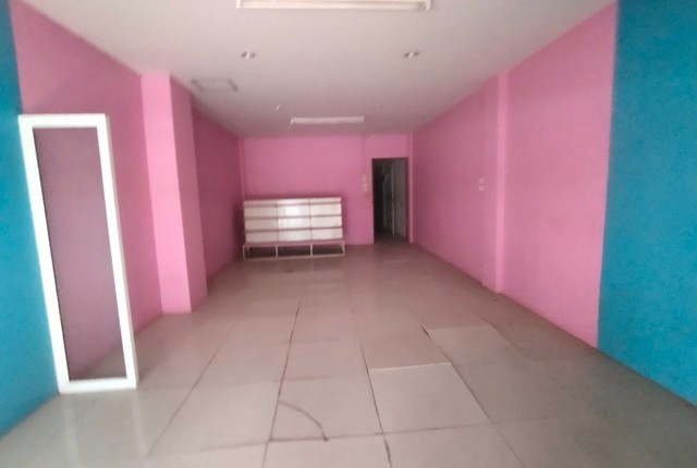 ขายอาคารพาณิชย์โครงการ ศรีทอง พาเลช อ.เมือง จ.สุราษฎร์ธานี PKK04-04811