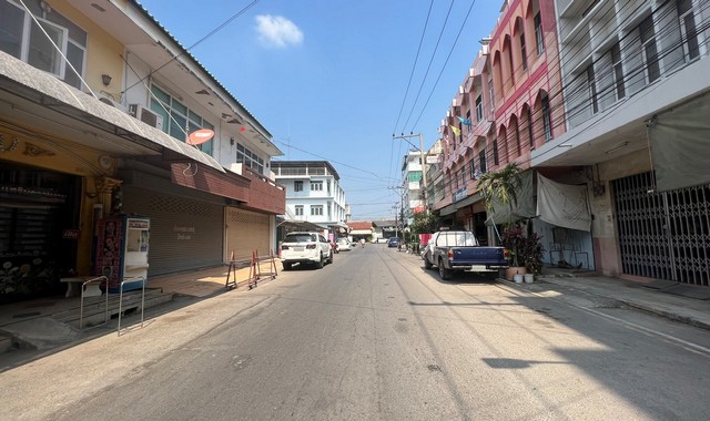 ขายอาคารพาณิชย์   อำเภอบ้านโป่ง   ราชบุรี (PKK04-06111)