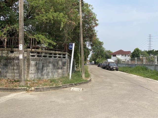 ขายที่ดินแปลงงาม :  หมู่บ้านเมืองทอง 2/2 กรุงเทพมหานคร