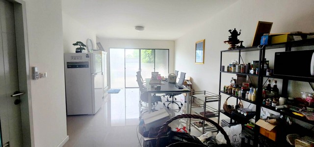 townhome ทาวน์ อเวนิว เมิร์จ รัตนาธิเบศร์ 20 sq.wa 0 Ngan 0 ไร่ 3 นอน 3500000 THAI BAHT ลดกระจาย ขายด่วน ขายขาดทุน ราคาทุน 4 ล้านบาท ราคานี้เพียง 3 เดือนเท่านั้น