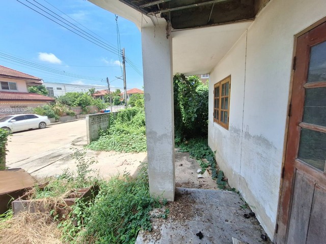 บ้าน ณัฐนันท์โฮม 4 57 Square Wah 3BEDROOM ไม่ไกลจาก ใกล้รถไฟฟ้าชานเมืองสายสีแดงเข้ม ใกล้รถไฟฟ้าสายสีชมพูปากเกร็ด รถไฟฟ้าสายสีม่วงคลองบางไผ่ ใกล้มหาวิทยาลัยธรรมศาสตร์รังสิต ใกล้มหาวิทยาลัยชินวัตร ใกล้มหาวิทยาลัยปทุมธานี (บ้านมือสอง) จัดหนักจัดเต็ม