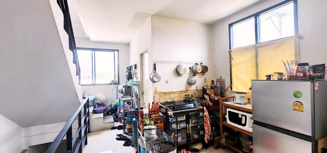townhouse วิสด้อม ใหญ่ 23 ตร.วา 0 งาน 0 RAI  4800000 THB ด่วนๆ กรุงเทพ