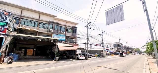 townhouse วิสด้อม ใหญ่ 23 ตร.วา 0 งาน 0 RAI  4800000 THB ด่วนๆ กรุงเทพ