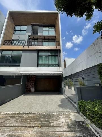 PB3413 ขายทาวน์โฮม 3.5 ชั้น หลังมุม โครงการ Arden Ladprao ซอยสตรีวิทยา 2 สภาพดีต่อเติมบิ้วอินทั้งหลังสภาพใหม่มากเจ้าของดูแลดี