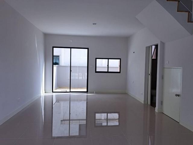 PB3406 ให้เช่าทาวน์โฮม 3 ชั้น โครงการ บ้านกลางเมือง ราชพฤกษ์-สาทร บ้านใหม่ ไม่เคยเข้าอยู่ 