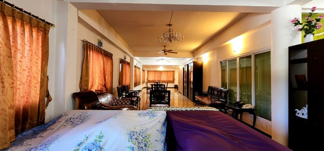 ตึก - ใหญ่ 152 ตาราง.วา 10ห้องนอน 21000000 THB ทำเลน่าอยู่ กรุงเทพ