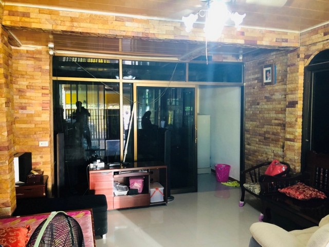 townhome ทาวน์เฮ้าส์เพชรบุรี 0 Rai 0 NGAN 32 ตาราง.วา 0 BEDROOM 2700000 BAHT สภาพดี เพชรบุรี   