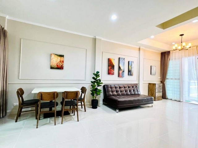 ให้เช่า ทาวน์โฮมใหม่ บ้านกลางเมือง Urbanion Srinakarin พร้อมเฟอร์ ตรงข้ามพาราไดซ์ พาร์ค 3 นอน (180 ตรม.) เพียง 30,000/เดือน