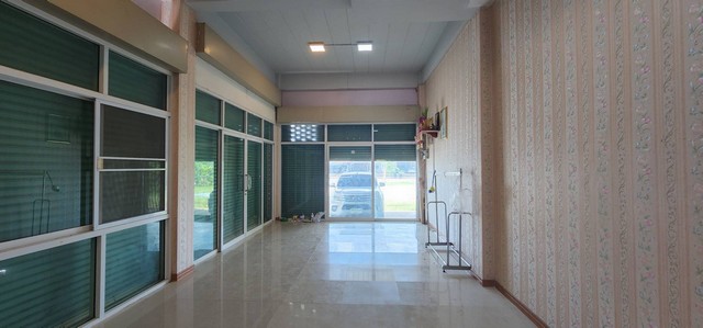 รหัส:  N16479 ขาย ตึก บ้านเลิศเศรษฐี 3 ใกล้กับ ใกล้วัดสันติการาม วัดหน้าต่างใน วัดหน้าต่างนอก โรงเบียร์ช้างอยุธยา ใกล้ห้างโลตัสเสนา ใกล้โรงเรียนมัธยมผดุงวิทยา ใกล้วิทยาลัยสารพัดช่างพระนครศรีอยุธยา ใกล้โรงเรียนสินสังวาลย์อุทิศ ใกล้มหาวิทยาลัยราชภัฎพระนครศร