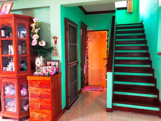 บ้าน ศุภาลัยบุรี คลอง 4 ขนาด 1 RAI 2 งาน 99 ตาราง-วา 3 นอน 3 BR 3500000 B. น่าอยู่