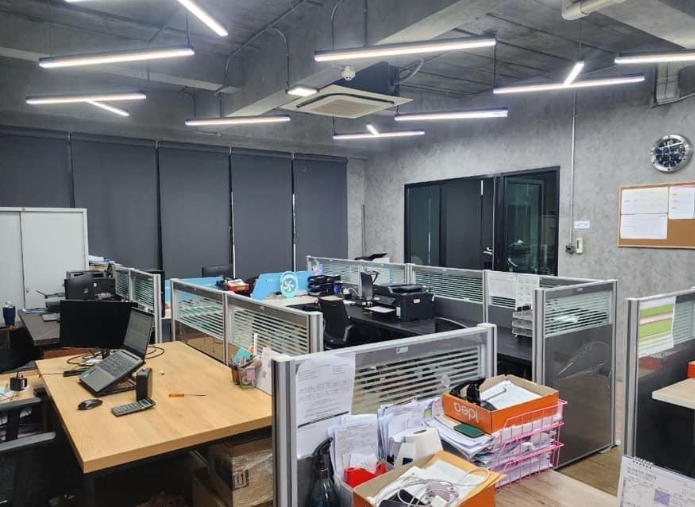 ขายอาคาร สำนักงาน พร้อมที่พักอาศัย 4 ชั้น เนื้อที่ 296 ตรว ถนนสุขาภิบาล 5 ซอย22 