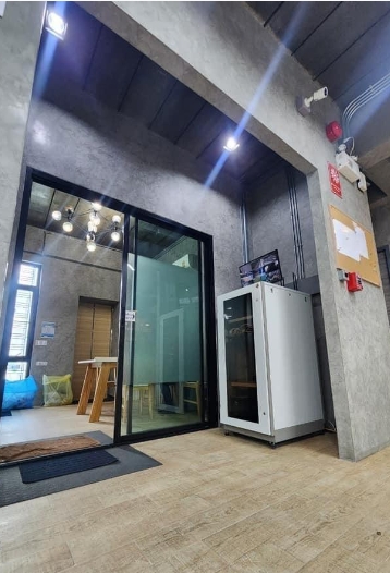 ขายอาคาร สำนักงาน พร้อมที่พักอาศัย 4 ชั้น เนื้อที่ 296 ตรว ถนนสุขาภิบาล 5 ซอย22 