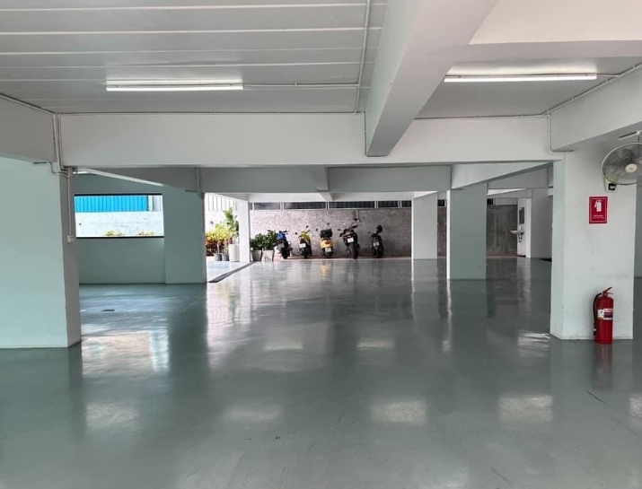 ขายอาคาร สำนักงาน พร้อมที่พักอาศัย 4 ชั้น เนื้อที่ 296 ตรว ถนนสุขาภิบาล 5 ซอย22 