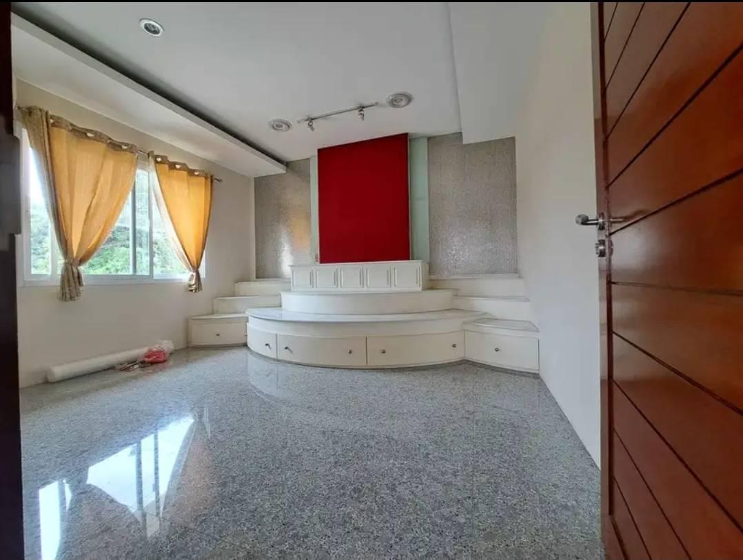 ให้เช่าบ้านเดี่ยว 2 ชั้น หมู่บ้านศรีนครพัฒนา ซอยนวมินทร์ บางกะปิ