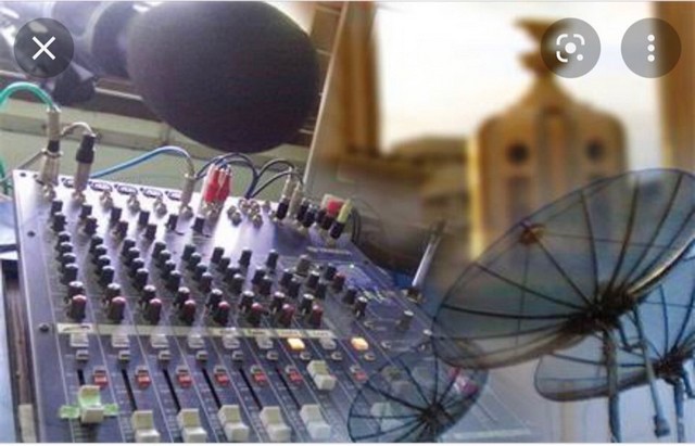 ให้เช่าและหรือให้เซ้งสถานวิทยุชุมชนคนนนทบุรี จดทะเบียนขออนุญาติถูกต้อง กสทช. ทำต่อได้เลย โทร 083-0052952