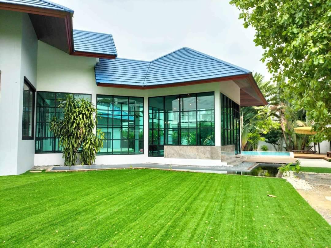 รหัสทรัพย์ R2871 ให้เช่าและขาย บ้านเดี่ยว 2ชั้น เป็นบ้าน Private house pool villa ถนนศรีนครินทร์