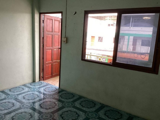 ขายอาคารพาณิชย์ ตึก4คูหา2ชั้นครึ่ง 65ตรว.  ต.ดอนไก่ดี อ.กระทุ่มแบน จ.สมุทรสาคร   ZW270