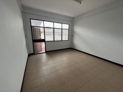 ปล่อยเช่าราคาถูกที่สุด!! ตึกแถว 4 ชั้น ถนนเพชรเกษม ซอยสนามมวยอ้อมน้อย (เวทีมวยสยามอ้อมน้อย) หมู่บ้านดำรงวิลล่า เหมาะทำกิจการ