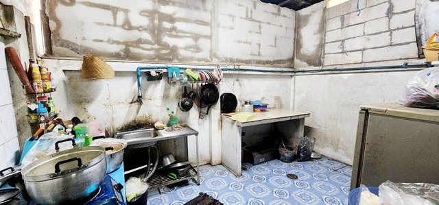 อาคารพาณิชย์ - 3400000 BAHT 3BEDROOM พื้นที่เท่ากับ 27 sq.wa 0 Ngan 0 ไร่ ใกล้ ทำเลดี อยู่ใกล้ตลาดโคกมะลิ ใกล้โลตัส 7-11 ใกล้สวนน้ำเดอะชาร์คและโมริคาเฟ่ ใกล้ซีเจเอ็กซ์เพรสสาขาตลาดนครหลวง ราคานี้พลาดไม่ได้ อยุธยา   