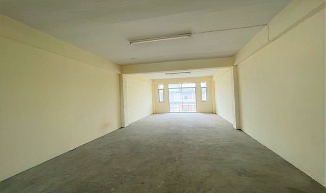 ขายอาคารพาณิชย์  อำเภอกระทุ่มแบน  สมุทรสาคร (PKK04-05838)