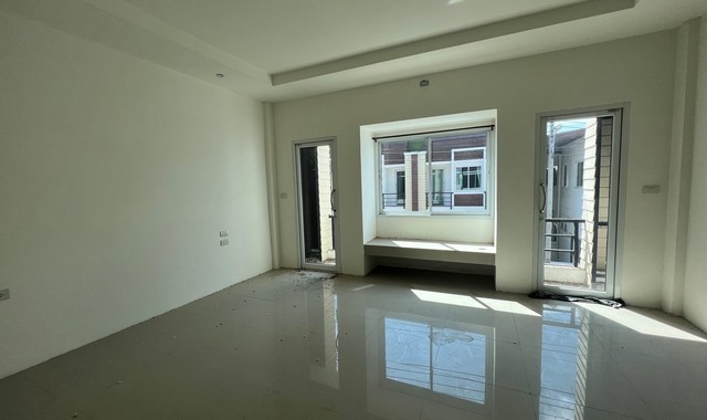 ขายอาคารพาณิชย์  หมู่บ้านทองเพลส  ราชบุรี (PKK04-05958)