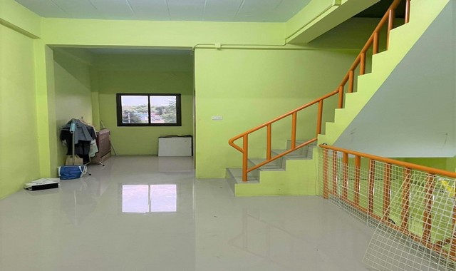 ขายอาคารพาณิชย์      อำเภอจอมบึง  ราชบุรี (PKK04-06339)