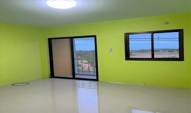 ขายอาคารพาณิชย์      อำเภอจอมบึง  ราชบุรี (PKK04-06339)