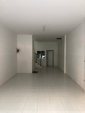 ขายตึกพร้อมผู้เช่า ประตูน้ำขอนแก่น ถ.มิตรภาพ ตำบลเมืองเก่า อำเภอเมืองขอนแก่น จังหวัดขอนแก่น