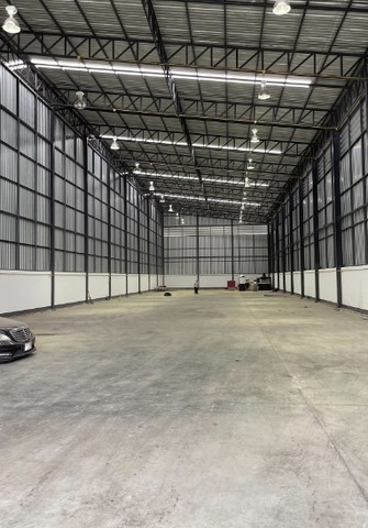  ให้เช่าโกดัง โรงงาน 1,000 ตรม บางพลี 46 รถคอนเทนเนอร์เข้าได้ 