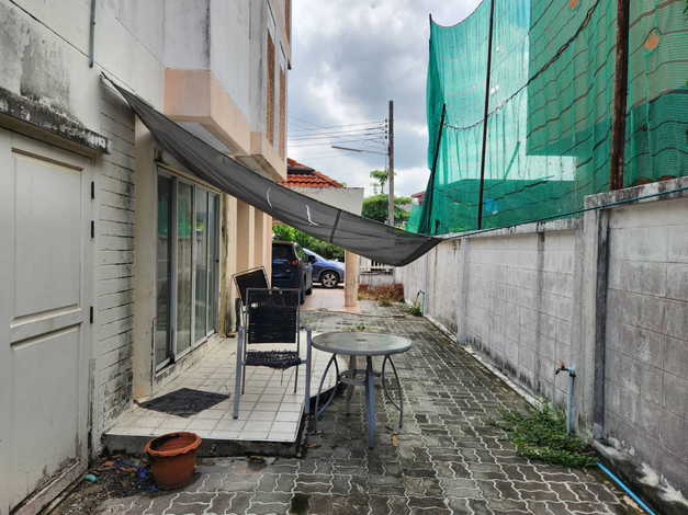 ขายบ้านแฝด หมู่บ้านซิตี้พาร์ค   แขวงสวนหลวง เขตสวนหลวง กรุงเทพมหานคร