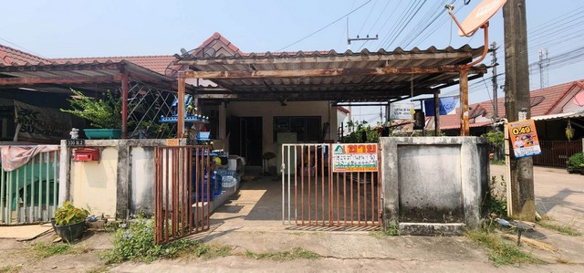 ทาวน์เฮาส์ พานหิน 5 790000 บ. 1 BEDROOM 27 ตร.ว. 0 งาน 0 ไร่ ไม่ไกลจาก ใกล้แหล่งชุมชนมากมายใกล้นิคมอุตสาหกรรม 304 ปราจีนบุรี  มีร้านอาหารมากมาย บิ๊กซี โลตัส เซเว่น ใกล้บ้านเอื้ออาทรท่าตูม สำนักสงฆ์พุทธมาลัย โรงแรม รีสอร์ทมากมาย การเดินทางสะดวก เข้าออกได้ห