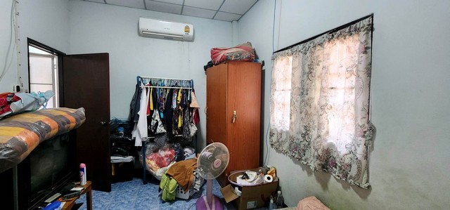 ทาวน์เฮาส์ พานหิน 5 790000 บ. 1 BEDROOM 27 ตร.ว. 0 งาน 0 ไร่ ไม่ไกลจาก ใกล้แหล่งชุมชนมากมายใกล้นิคมอุตสาหกรรม 304 ปราจีนบุรี  มีร้านอาหารมากมาย บิ๊กซี โลตัส เซเว่น ใกล้บ้านเอื้ออาทรท่าตูม สำนักสงฆ์พุทธมาลัย โรงแรม รีสอร์ทมากมาย การเดินทางสะดวก เข้าออกได้ห