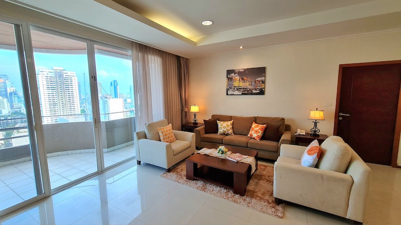 BH2483 อพาร์ทเมนต์หรูให้เช่า Piyathip Place (ปิยะทิพย์ เพลส) - คอนโดมิเนียม ในซอยสุขุมวิท 39