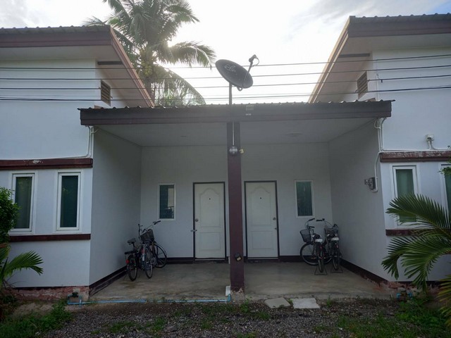 ขายที่ดิน  1-1-80 ไร่ รวมห้องพัก 16  ต.สามพระยา อ.ชะอำ  จ.เพชรบุรี  ZW274