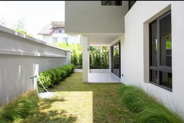 รหัสTO383 ให้เช่าบ้านเดี่ยว 3 ชั้นหลังมุม Modern Style สุขุมวิท 71  ปรีดีพนมยงค์ 14 รีโนเวทใหม่ทั้งหลัง ใกล้ BTS พระโขนง 