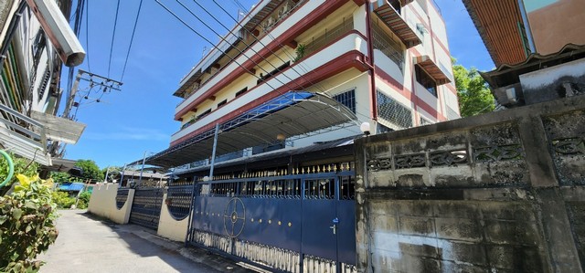 อาคารพาณิชย์ - 52 ตาราง.วา 1 ngan 0 ไร่  21000000 BAHT. ใกล้กับ ใกล้เดอะมอลล์บางแค โลตัส สถานีรถไฟฟ้าบางหว้า การเดินทางสะดวก ใกล้ซีคอนบางแค วิคตอเรียการ์เด้น เทสโก้โลตัสบางแค แม็คโครเพชรเกษม บิ๊กซีเพชรเกษม เดอะพาซิโอกาญจนาภิเษก โรงเรียนเลิศหล้า โรงเรียนอน