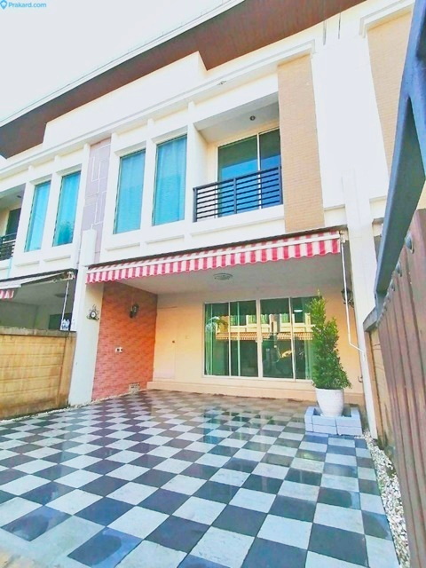 โรบินสัน อ่อนนุช วงแหวน 21ตรว ตลาดลานบุญ ให้เช่าทาวน์โฮม 2 ชั้น เลี้ยงสัตว์ เฟอร์มาก ตลาดนำชัย  บ้านกลางเมือง  190ตรม. 3นอน 2จอดรถ 3แอร์