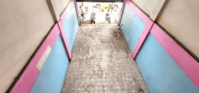 ตึก ธันยพฤกษ์ คลอง 7 0 ไร่ 0 NGAN 20 ตร.ว. 0BEDROOM 2300000 บ. โครตถูก! ขายอาคารพาณิชย์สูง 4.5 ชั้น เนื้อที่ 20 ตร.ว. มีชั้นลอย และดาดฟ้า มี 3 ห้องน้ำ พร้อมอยู่ เหมาะค้าขาย ตกแต่งพื้นกระเบื้องทุกชั้น ทำเลดี น่าลงทุน