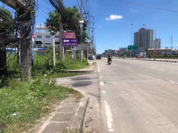 ติดถนนชุปเปอร์ไฮเวย์ ขายที่ดิน 38 ล้าน เนื้อที่ 212 ตรว. วัดเกต อำเภอเมือง บนถนนทุ่งโฮเต็ล ที่ดินผืนสี่เหลี่ยมสวย