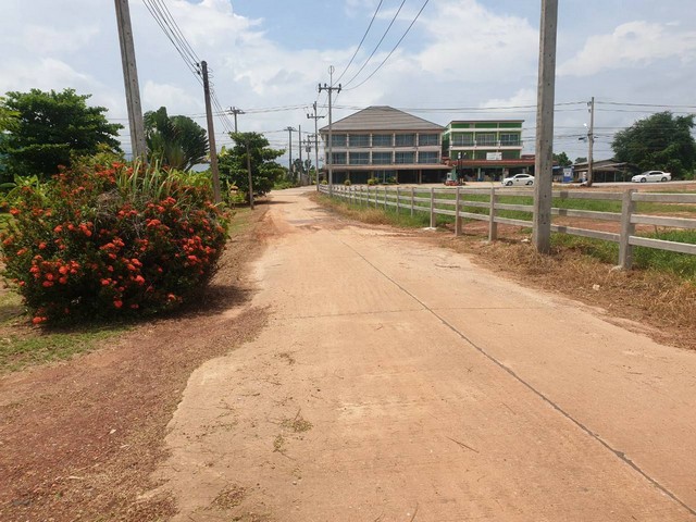 ขายที่ดิน 2 ไร่ 56 ตร.ว. ต.ชากพง อ.แกลง จ.ระยอง  วิวเขา 12.7 ล้านบาท ค่าโอนคนละครึ่ง 