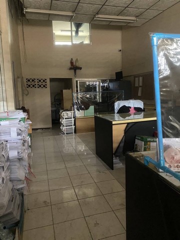 ขายอาคารพาณิชย์ ทำเลทอง เนื้อที่ 36ตรว. 3 ชั้น 2 คูหา ติดถนนใหญ่ รามคำแหง 68