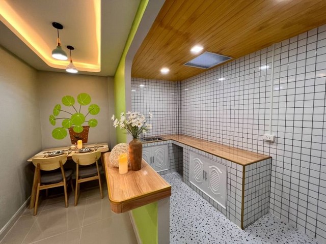 หมู่บ้าน​รัตนาวดี จันทร์​ทอง​เอี่ยม  บ้านมือสองตกแต่งใหม่  ทำเลศักยภาพ เดินทางสะดวก