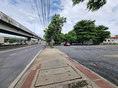 ที่ดินติดถนนบรมราชชนนี แขวง ศาลาธรรมสพน์ เขตทวีวัฒนา