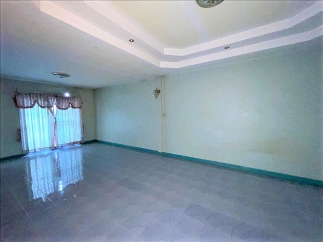 ขายอาคารพาณิชย์  อำเภอเมืองสมุทรสาคร  สมุทรสาคร  (PKK04-05746) 