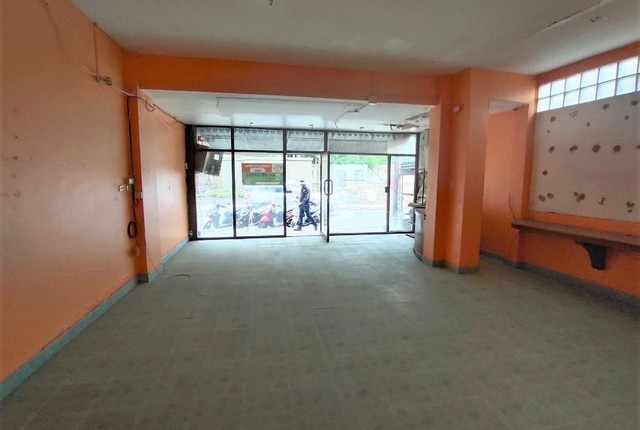 ขายอาคารพาณิชย์ใกล้ โรงพยาบาลสมุยอินเตอ อำเภอเกาะสมุย จังหวัดสุราษฎร์ธานี PKK04-04501