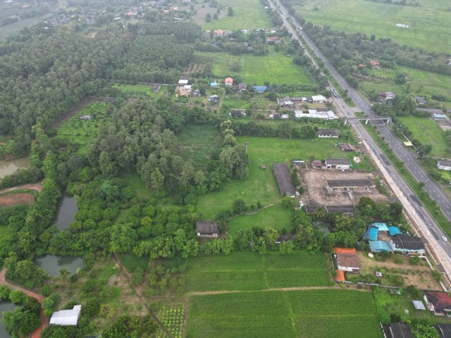ขายที่ดิน 19-1-90 ไร่  ทำเลสวย หน้าติดถนน 6 เลน  ต.ป่าแฝก อ.แม่ใจ จ.พะเยา   ZW285