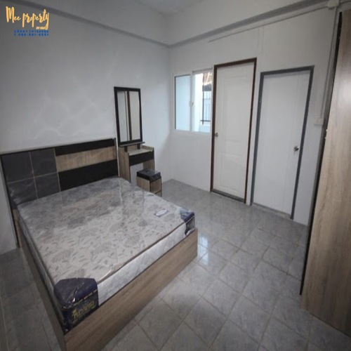 ขายที่ดินพร้อมอาพาร์ทเม้นท์  4 ชั้น รวม 2 ตึก - มี  60 ห้อง  ( คนเช่าเต็มประมาณ 90 % ) - เนื้อที่ 159 ตร.ว.