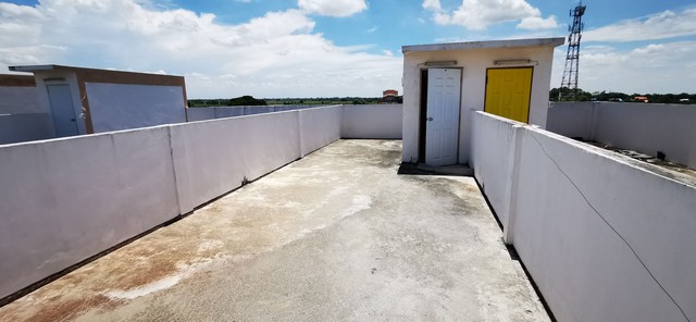 อาคาร ตรงข้ามหมู่บ้านเลิศเศรษฐี 3 2Bedroom 0 RAI 0 ngan 22 ตาราง.วา 2500000 บาท   น่า-อยู่ อยุธยา   